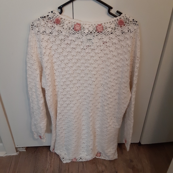 Colleen's collectables hand knitted sweater - Picture 2 of 4